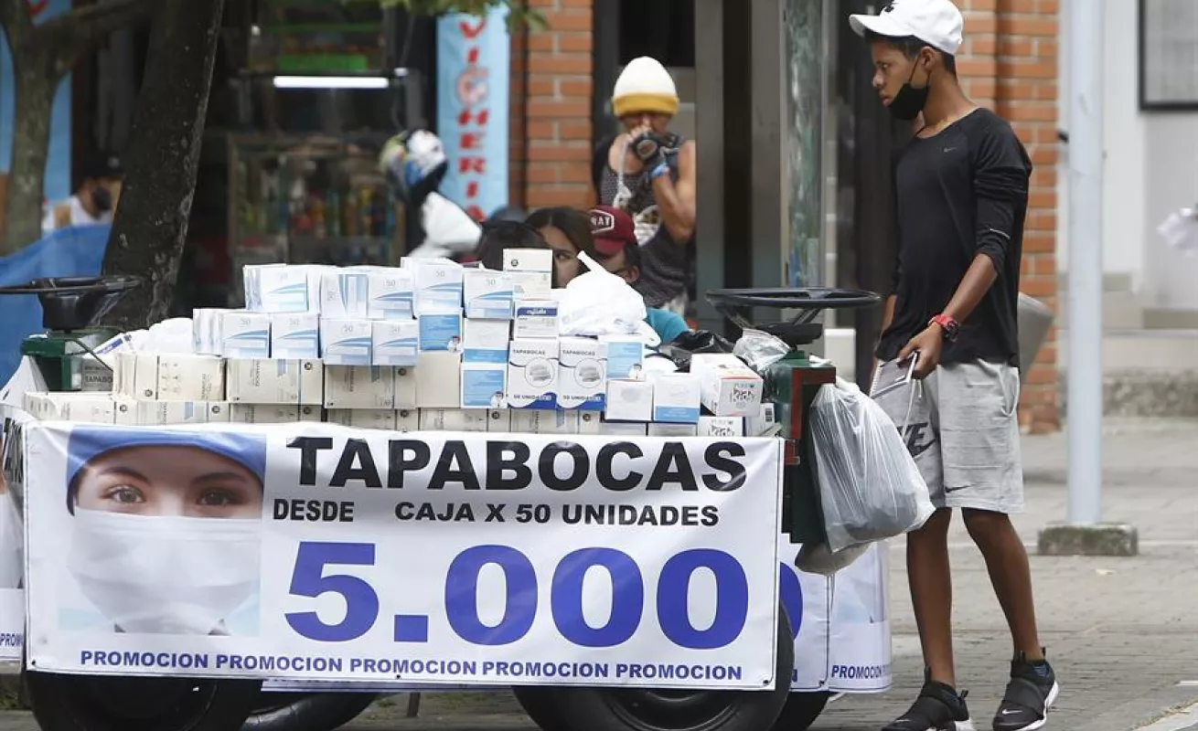 Manifestaciones, pandemia y días soleados son lo más llamativo