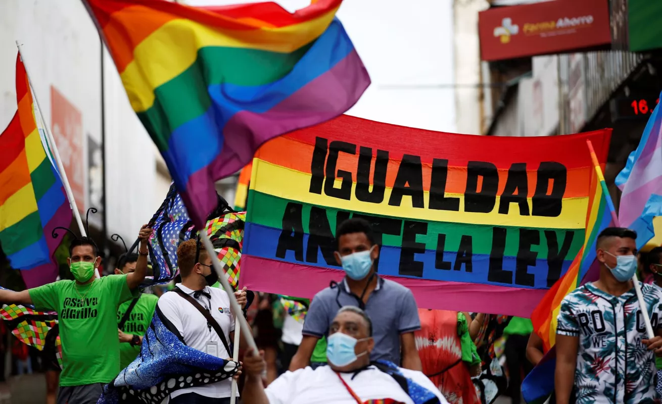 "Queremos existir", gritan los LGBTI contra su "invisibilización" en Panamá