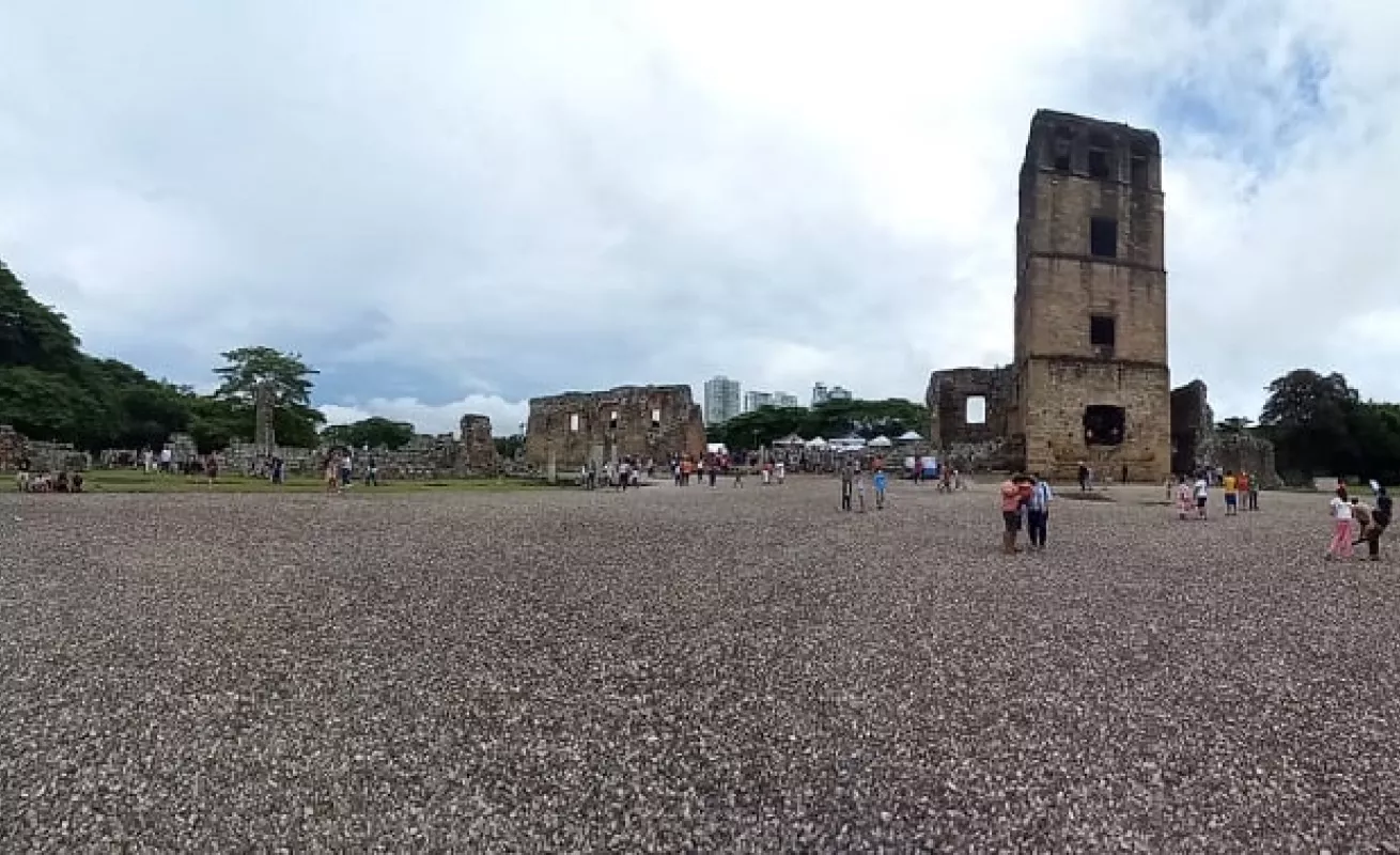 Recuerdan la historia (Fotos)