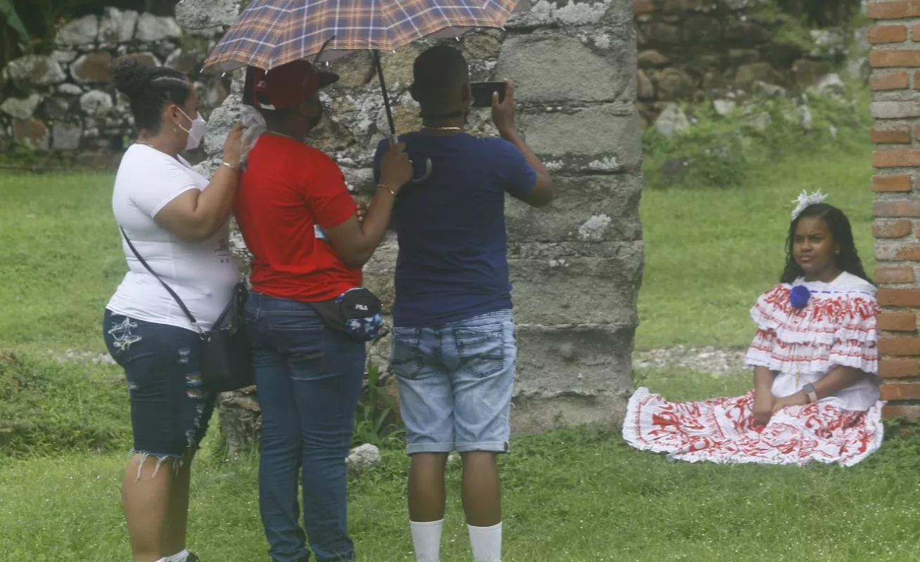 Recuerdan la historia (Fotos)