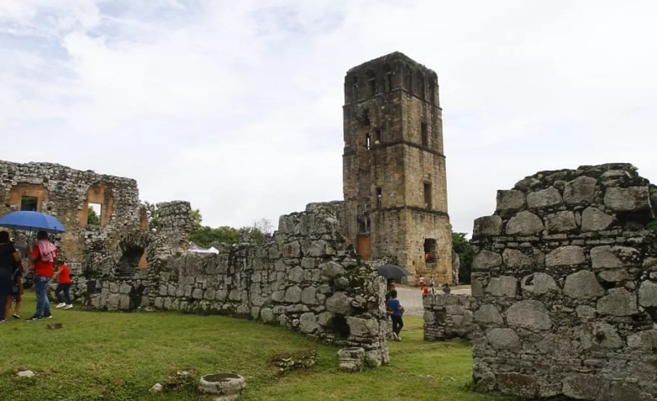 Recuerdan la historia (Fotos)