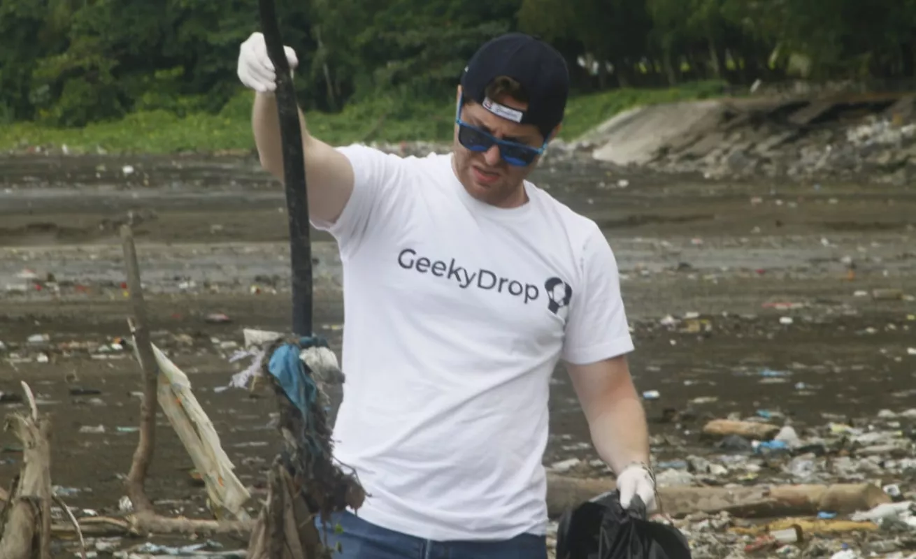 Así fue la limpieza de playa "Virginística" de Mayer 