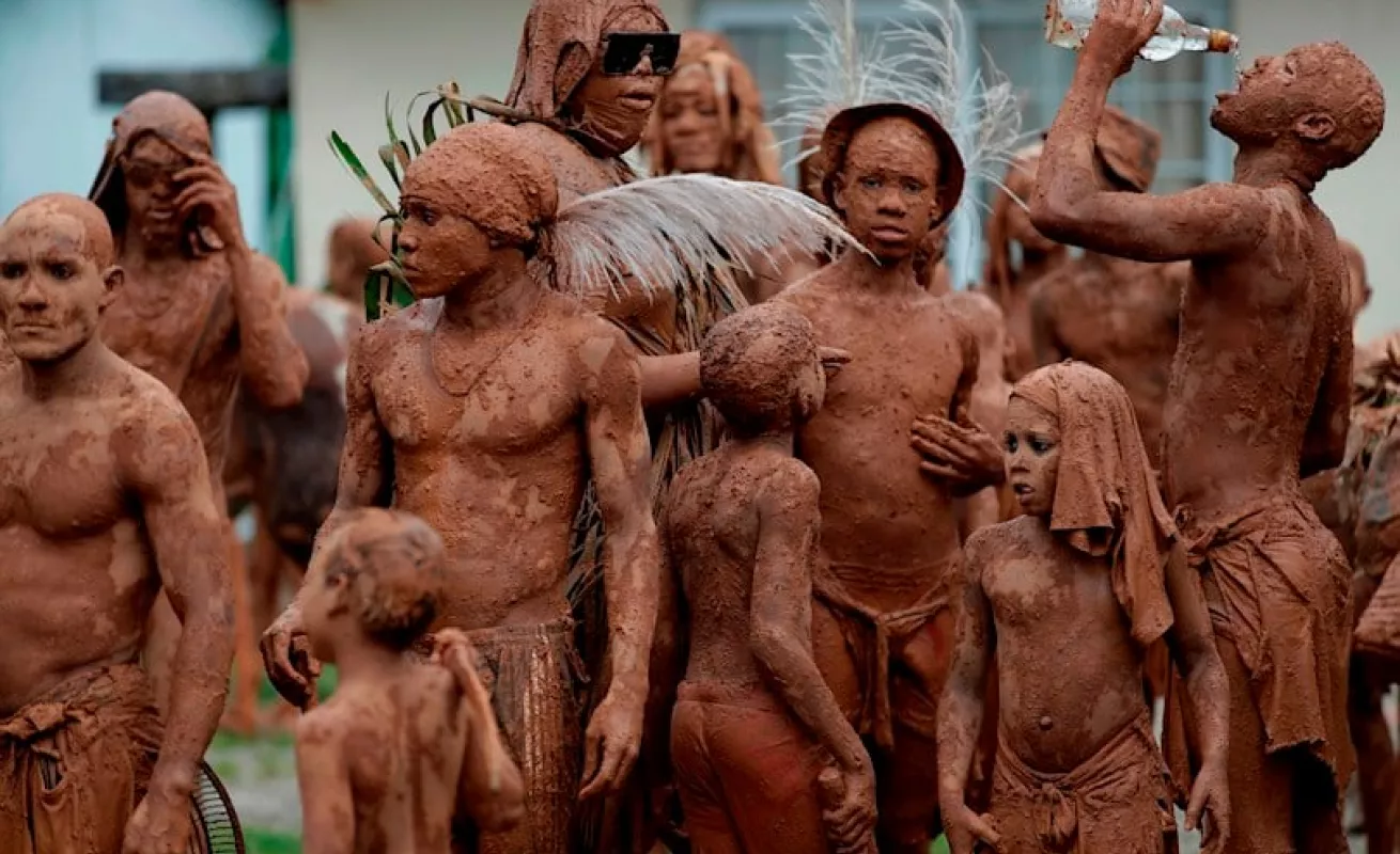 Un Cristóbal Colón muy nativo y de color moreno descubre América en Panamá (Fotos)