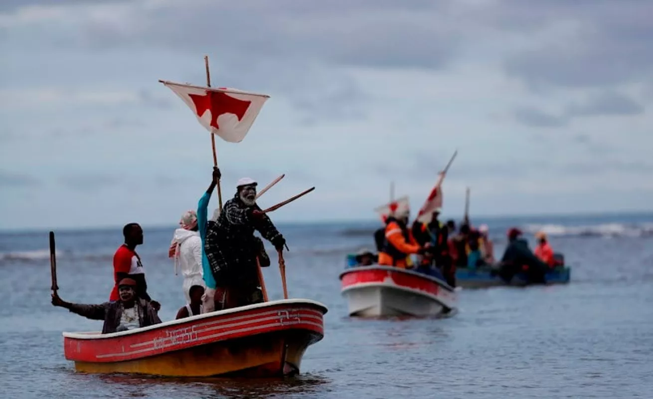 Un Cristóbal Colón muy nativo y de color moreno descubre América en Panamá (Fotos)