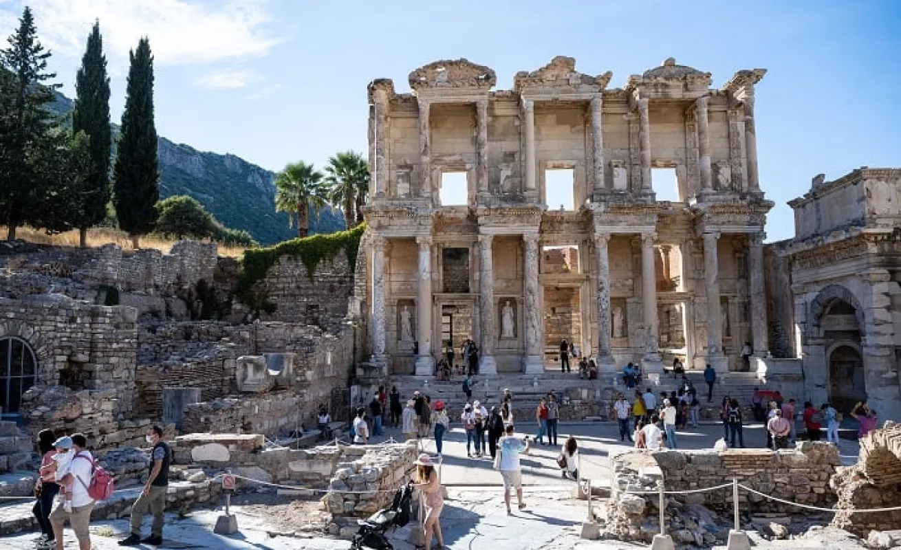 Esmirna, perla del Egeo, entre la Antigüedad y el turismo sostenible (Fotos)