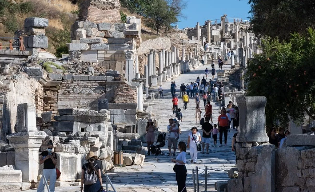 Esmirna, perla del Egeo, entre la Antigüedad y el turismo sostenible (Fotos)