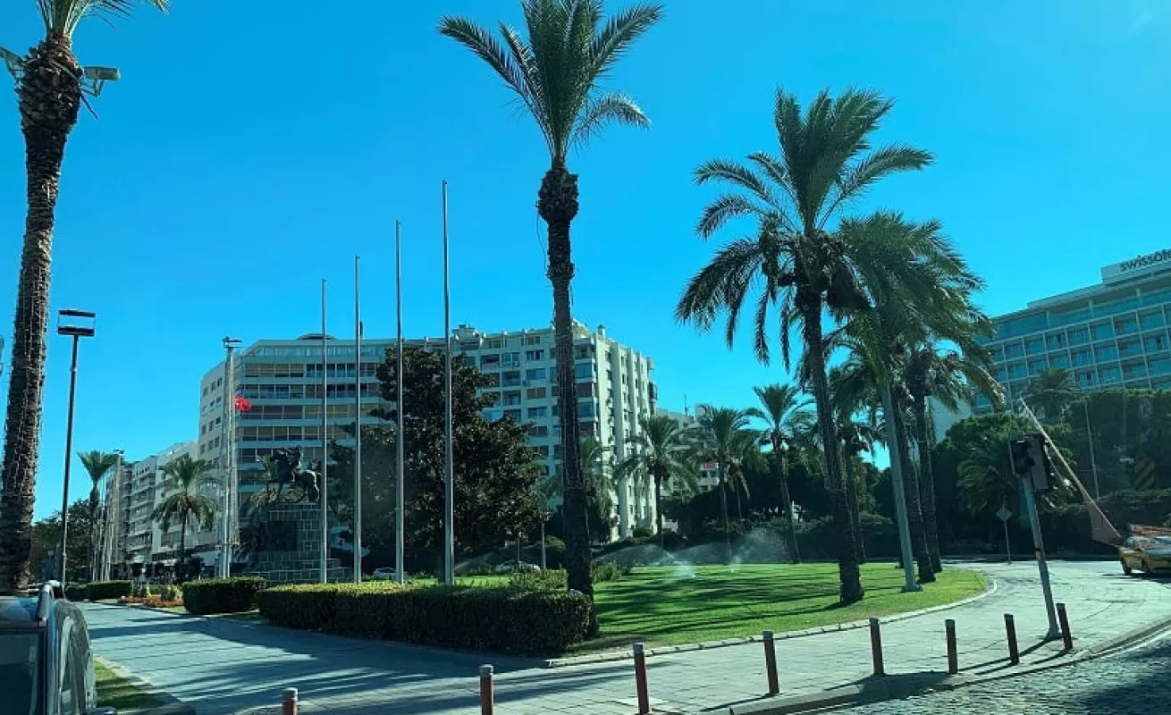 Esmirna, perla del Egeo, entre la Antigüedad y el turismo sostenible (Fotos)