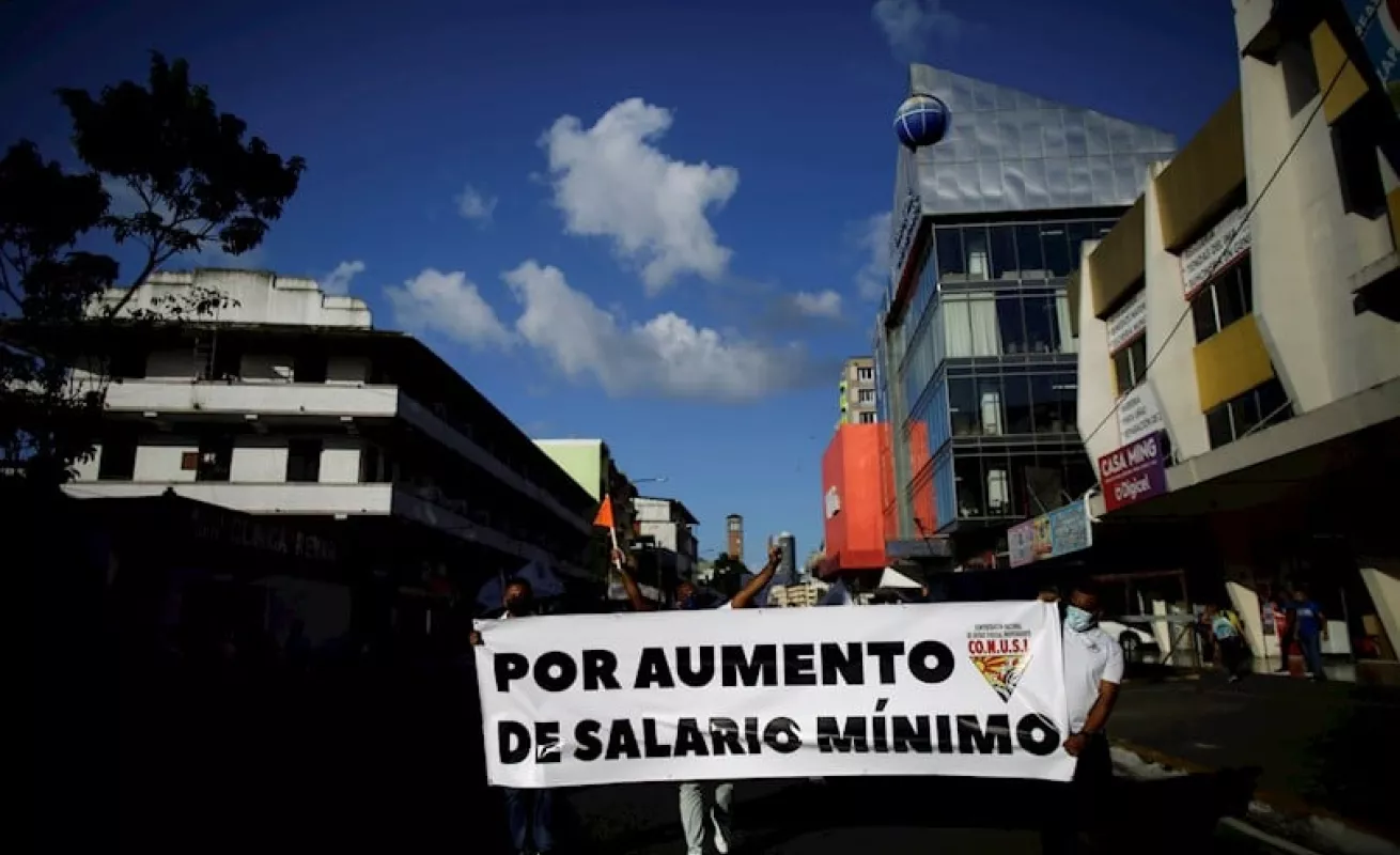 Sindicalistas y educadores marchan a la presidencia para pedir que el Estado garantice derechos básicos (Fotos)