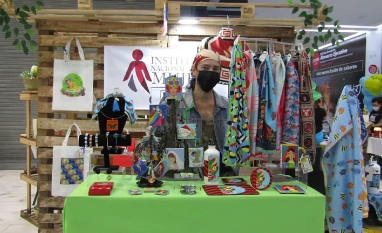 Culmina con éxito el Pasillo del Emprendiemiento (Fotos)