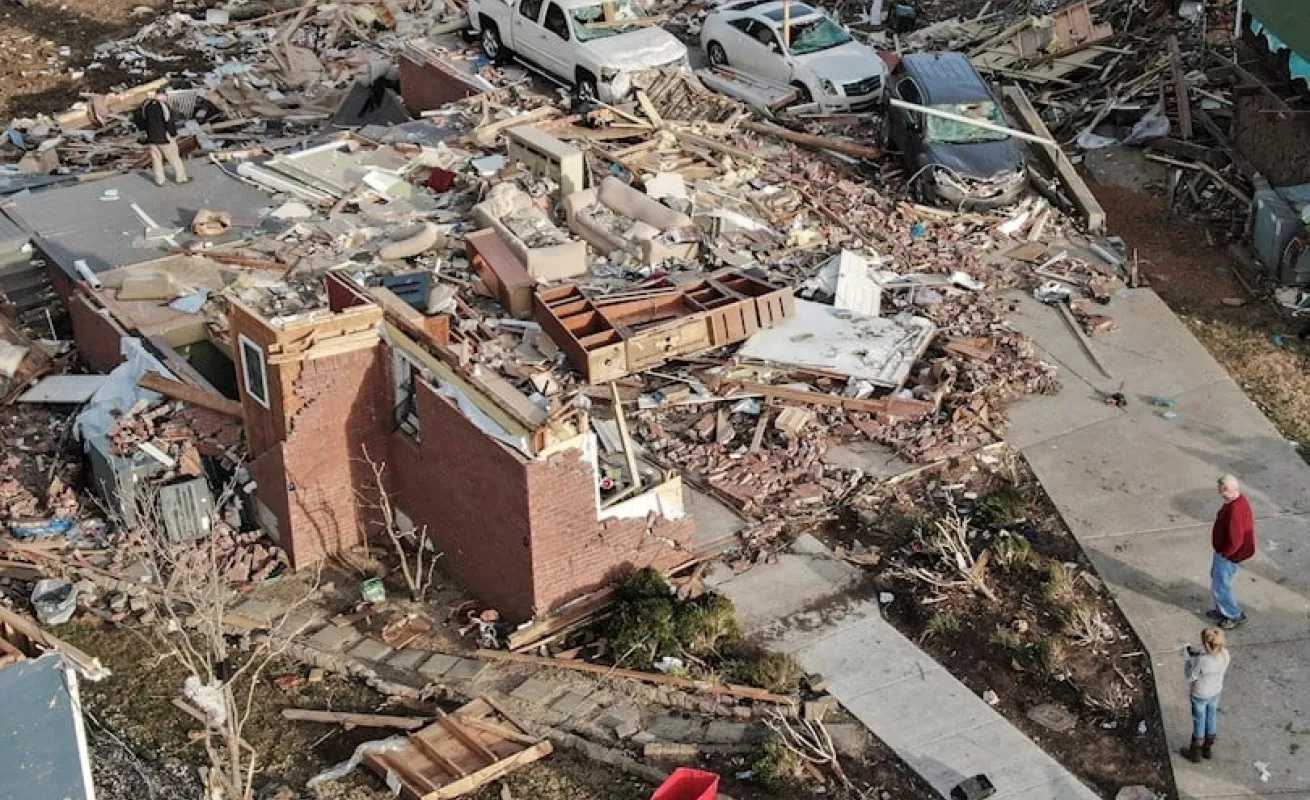 Divulgan imágenes de la magnitud de la devastación en EEUU tras paso de tornados (Fotos)