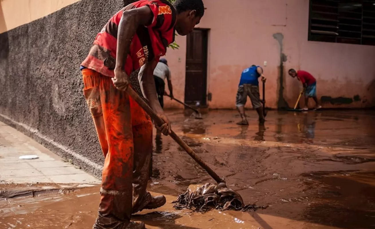 Desolación y muerte dejan lluvias en Brasil (Fotos)