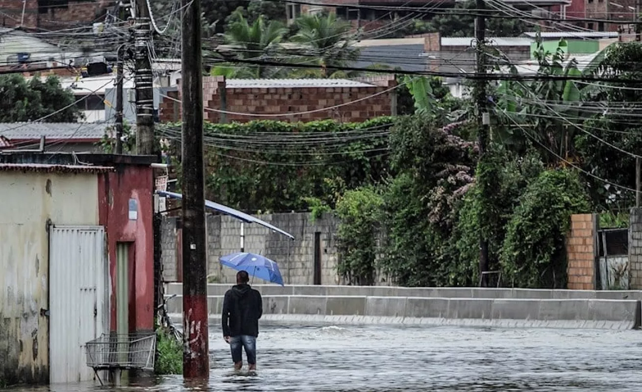 Desolación y muerte dejan lluvias en Brasil (Fotos)