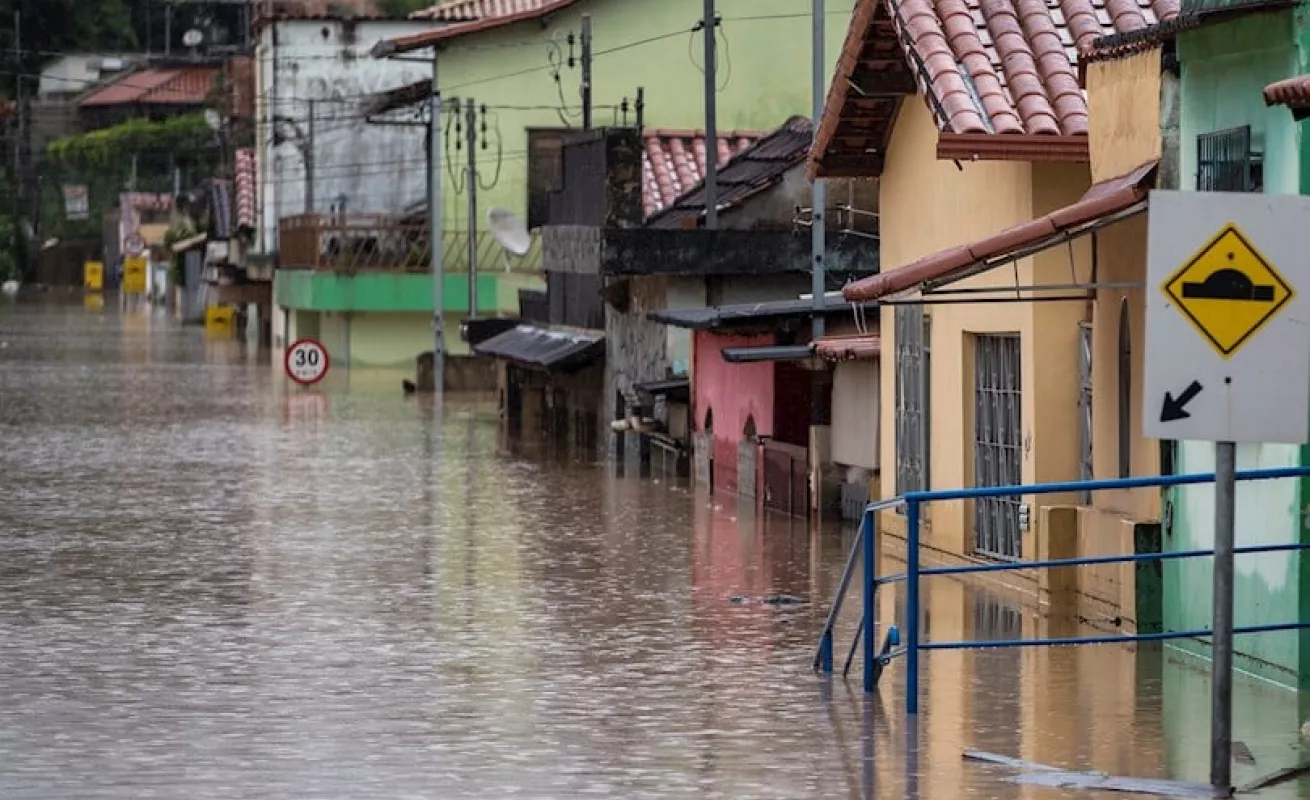 Desolación y muerte dejan lluvias en Brasil (Fotos)