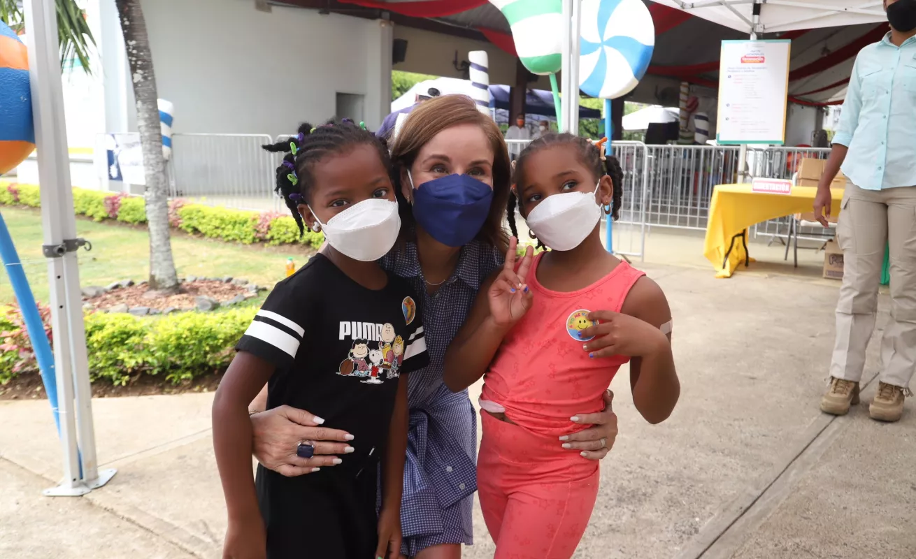 Finaliza vacunación pediátrica en el Parque Omar 