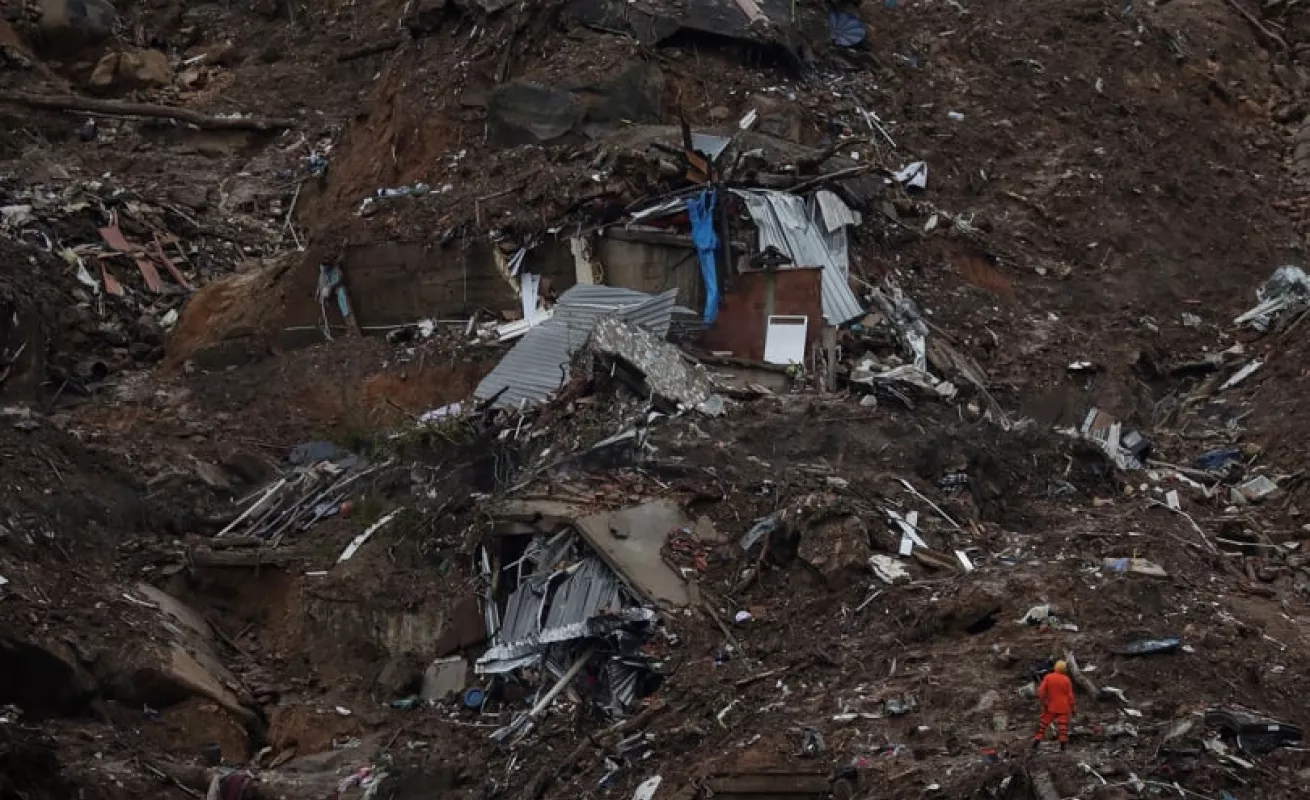 Petrópolis: desolada y en alerta frente al temporal que suma casi 130 muertos (Fotos)