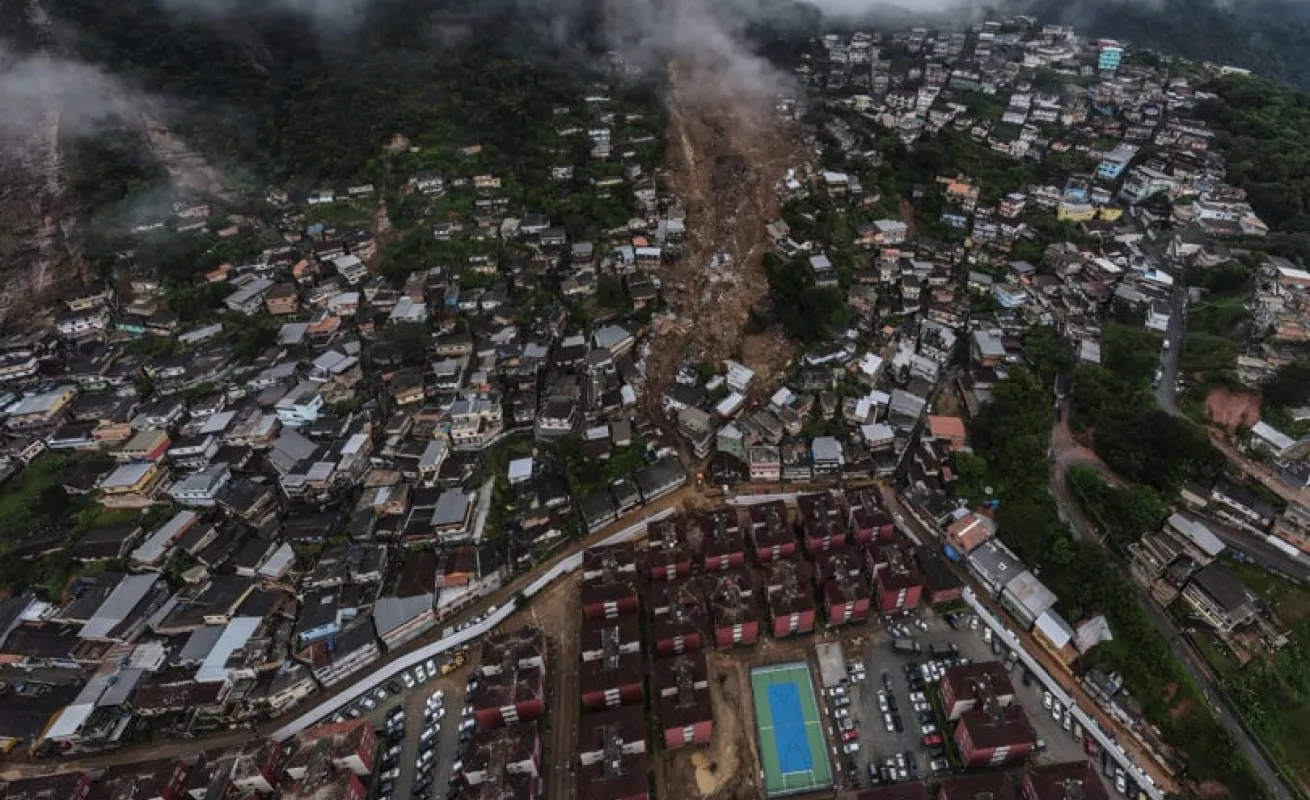 Petrópolis: desolada y en alerta frente al temporal que suma casi 130 muertos (Fotos)