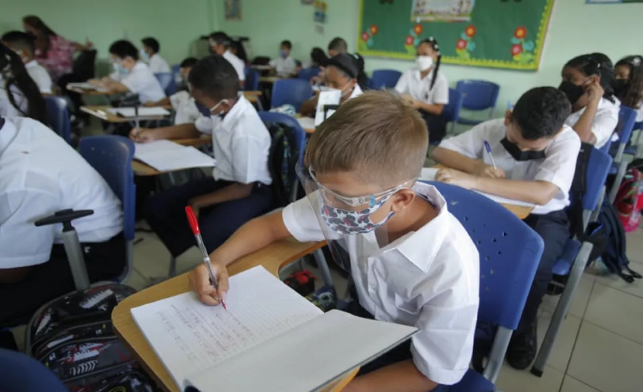 Primer día de clases en Panamá después de dos años de pandemia (Fotos)