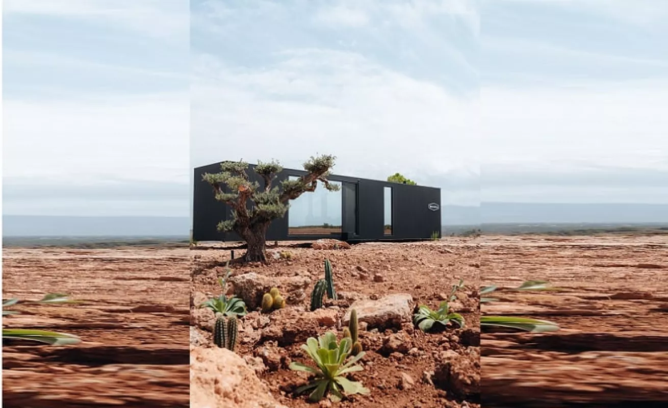 Un hotel cápsula en medio del desierto (Fotos)