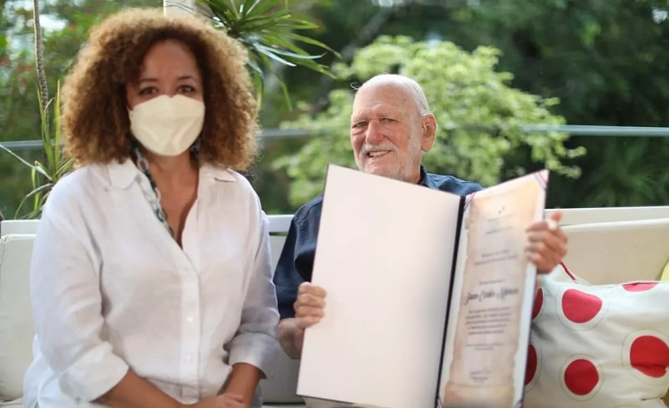 Homenajean a Juan Carlos Marcos, pintor, publicista y escultor