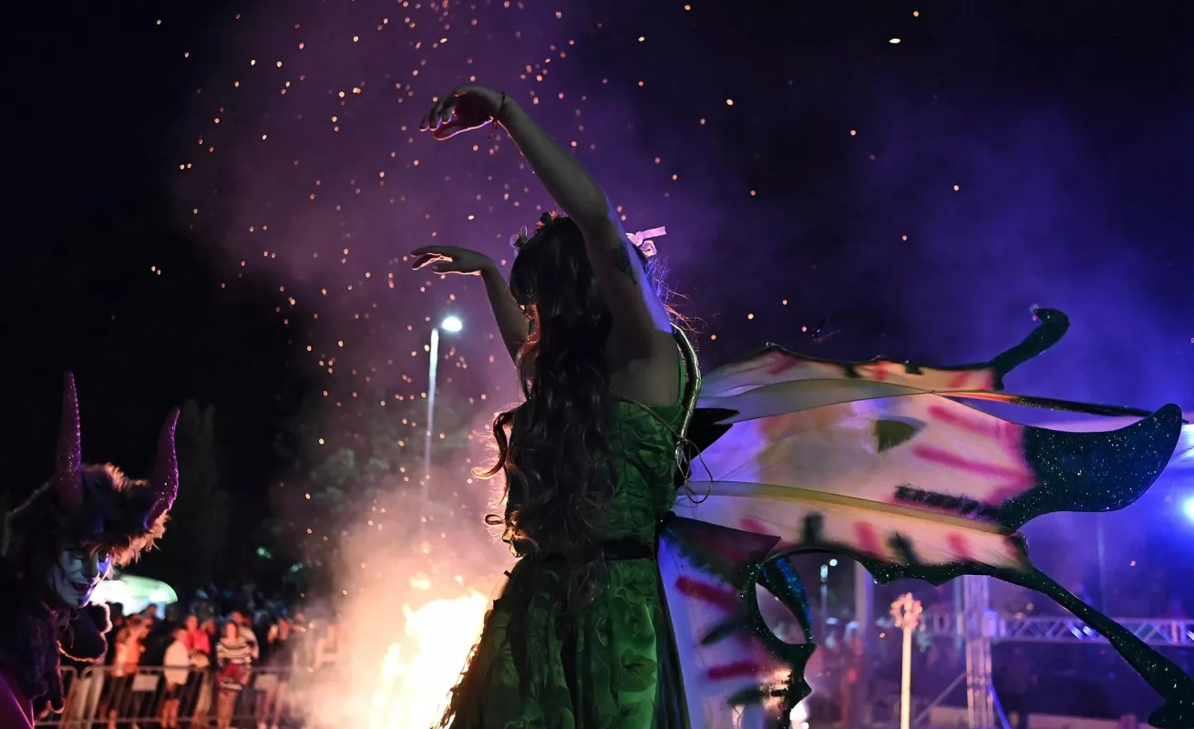 Celebración de la noche de San Juan en Gijón