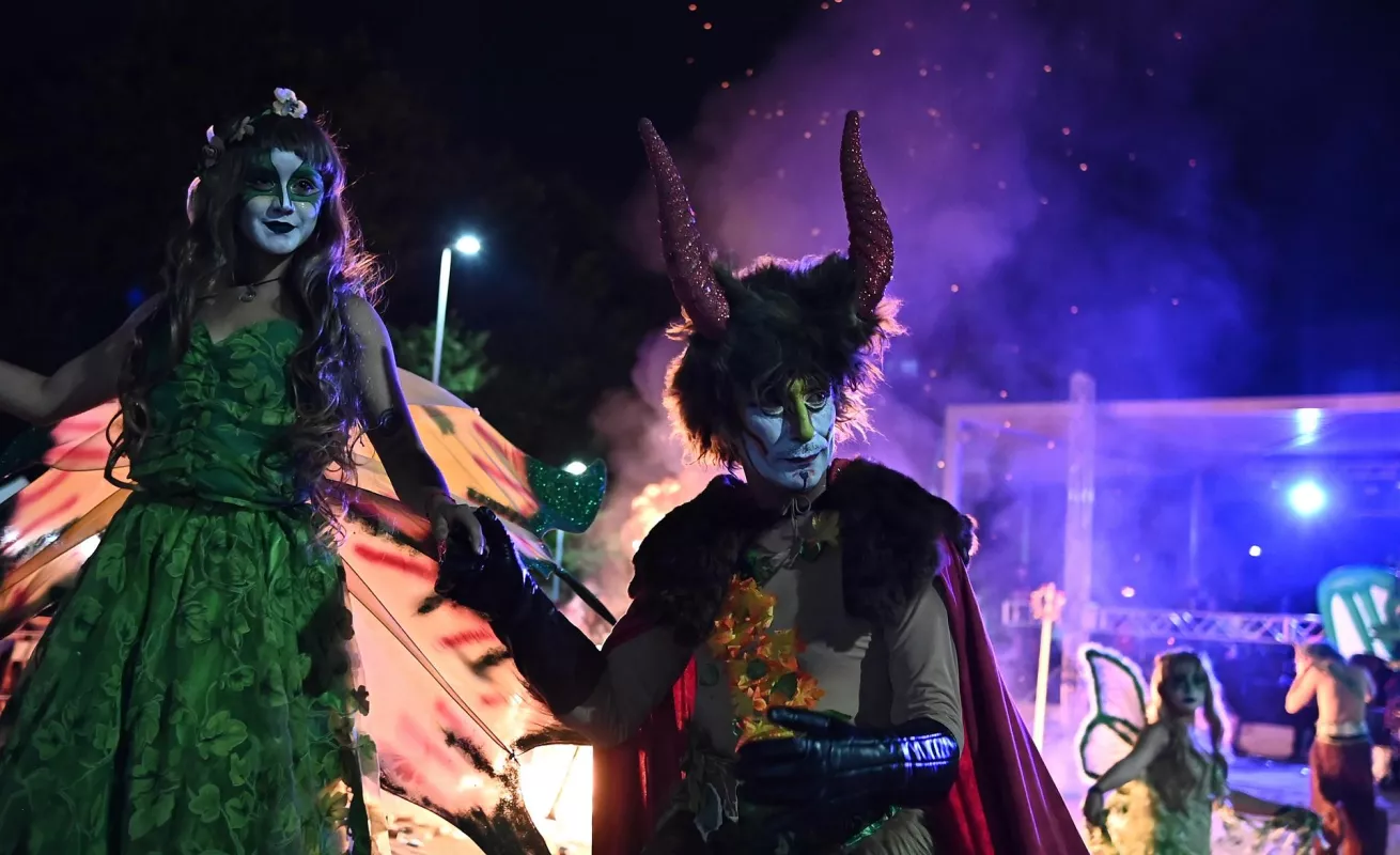Celebración de la noche de San Juan en Gijón