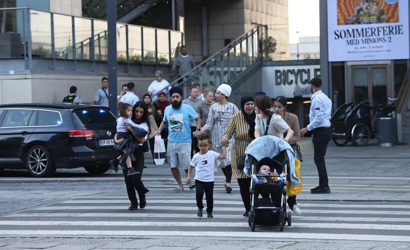 Ataque en centro comercial de Dinamarca deja varios heridos
