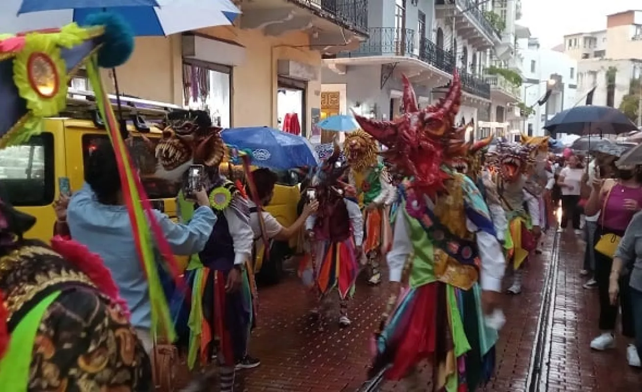 Conmemoración del Corpus Christi en el Casco Antiguo (Fotos)
