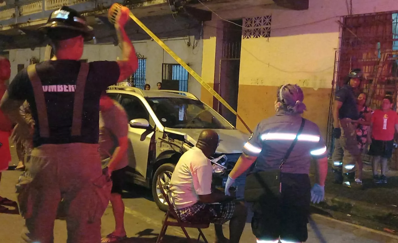 12 imágenes que muestran el impacto del  colapso de un inmueble