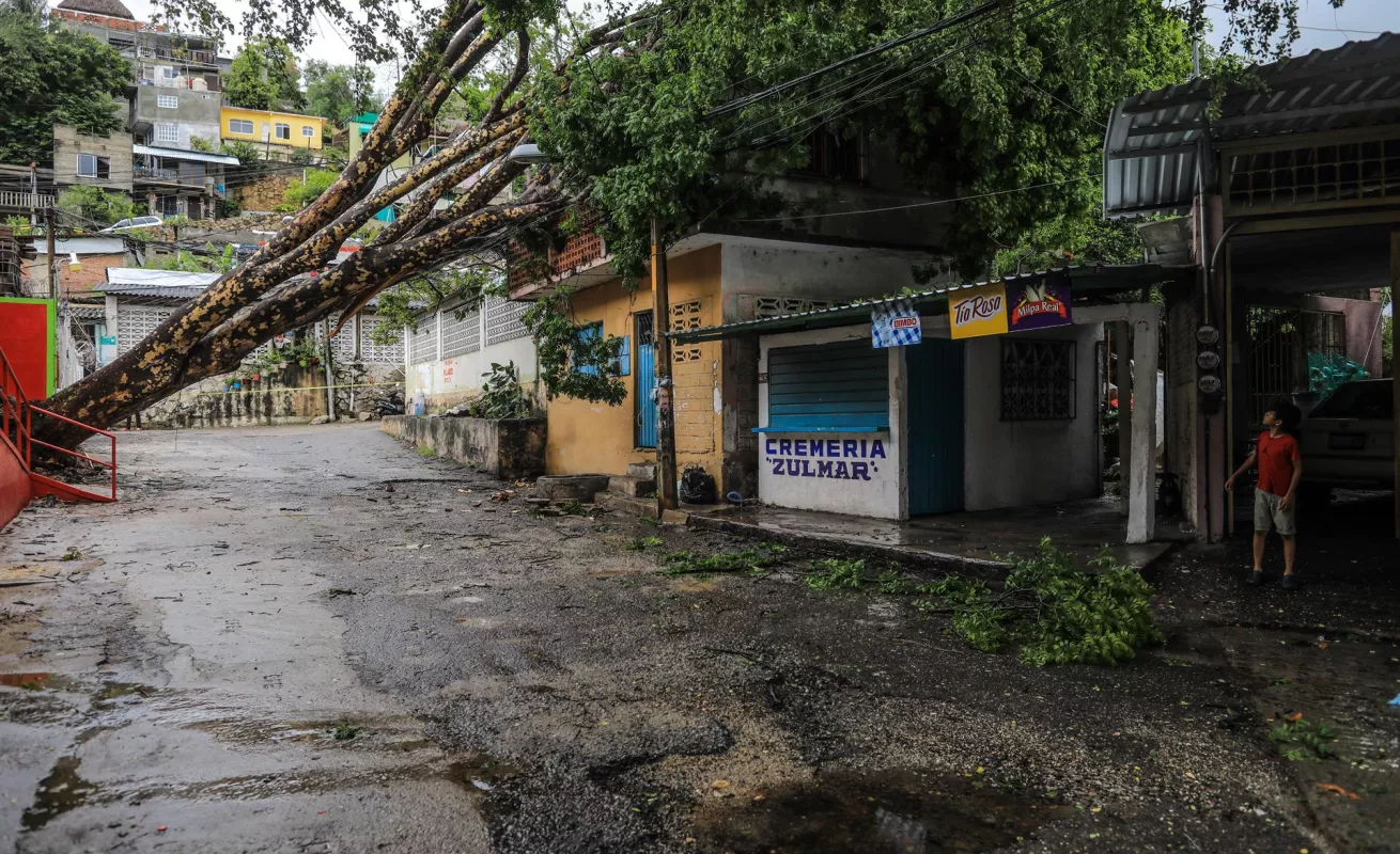 Depresión tropical Doce-E se intensificó a tormenta Kay en el Pacífico