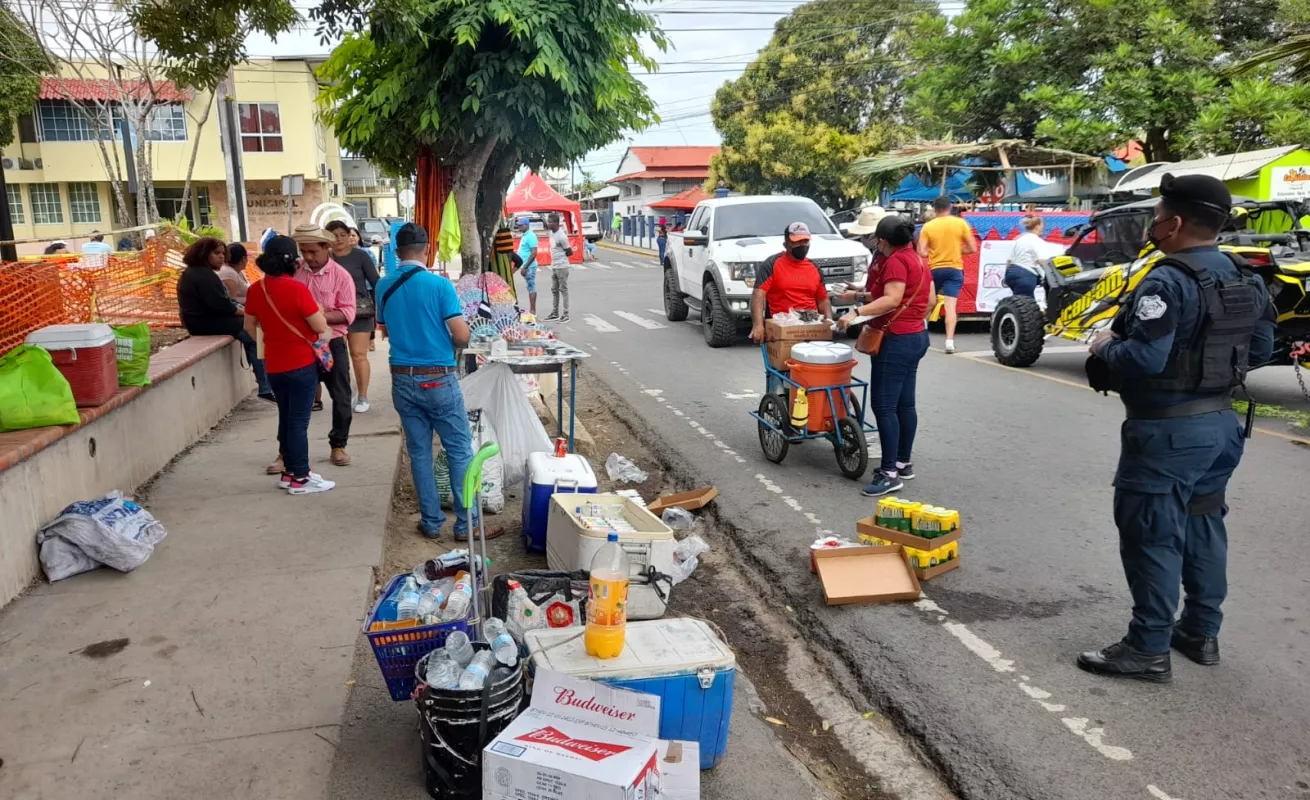 El traje típico se multiplicó por miles 