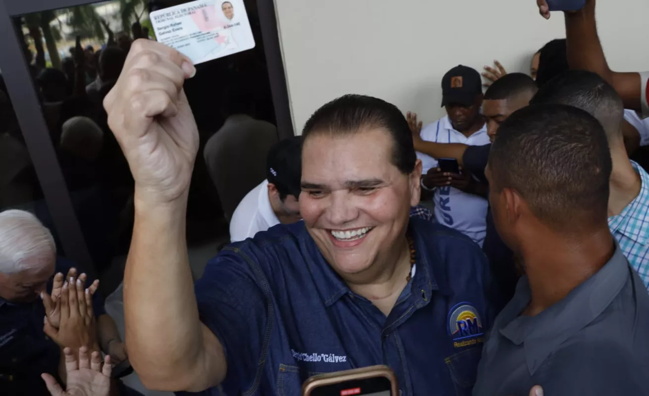 Momentos: Miles se inscriben en Realizando Metas 