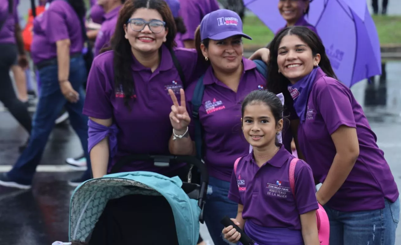 ¡Alto a la violencia contra las mujeres!